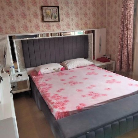 Maison Et Appartement La Courneuve Kültér fotó