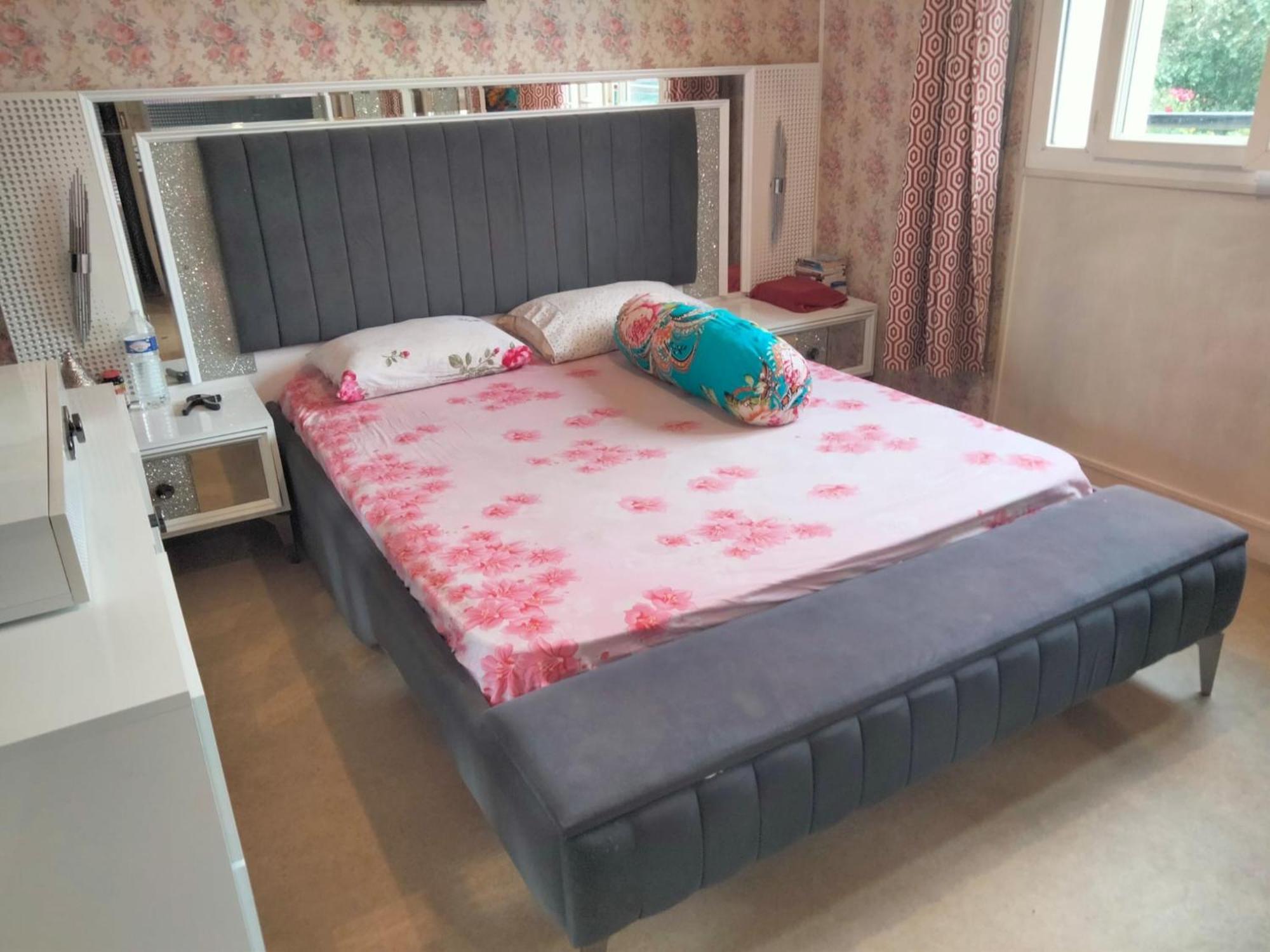 Maison Et Appartement La Courneuve Kültér fotó